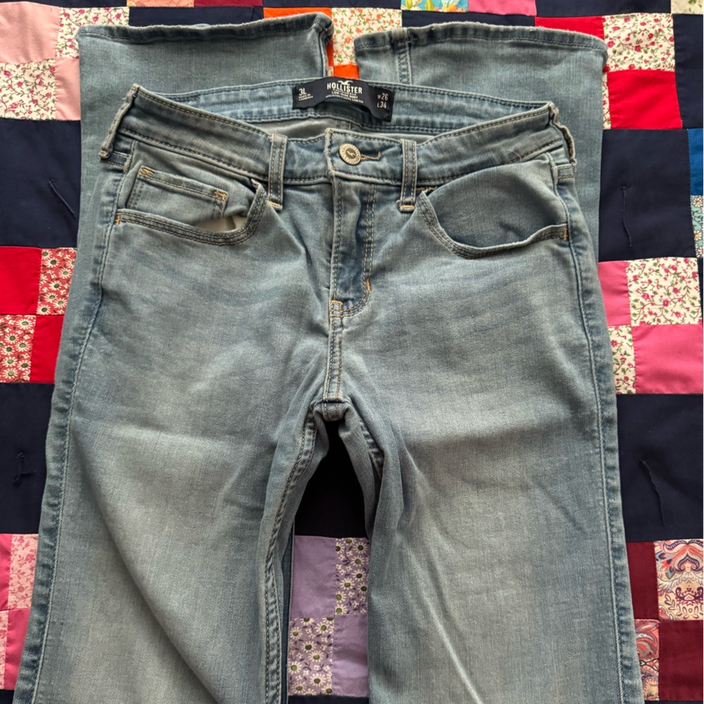 Hollister bootcut size 3L